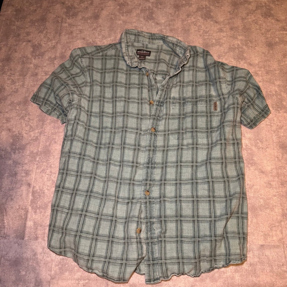 Woolrich Mens Large Green Plaid Short Sleeve Button Down Shirt Textured Cotton
